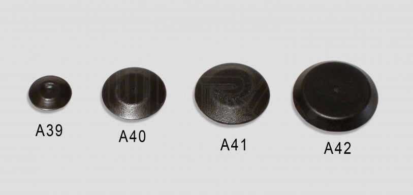 1/2" plug - flush blk. plastic