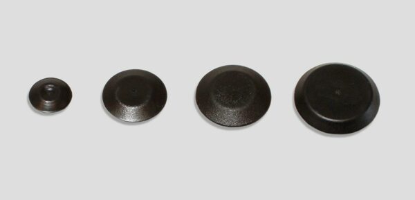 3/8" plug - flush blk. plastic